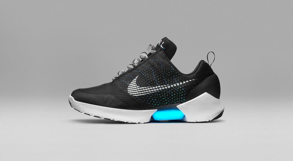 nike air max motion white black